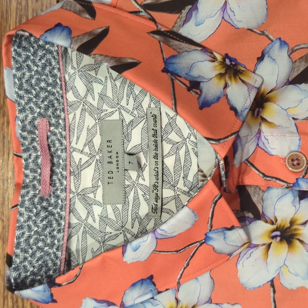 Mint Condition Ted Baker Button Up - image 3